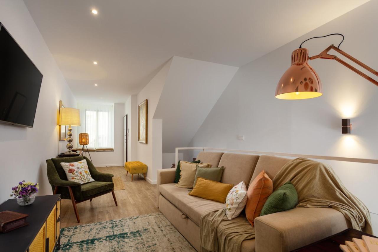 Stupendo- Two Rooms, Patio With Refreshing Pond-Center-Air Conditioning-Free Park Лиссабон Экстерьер фото