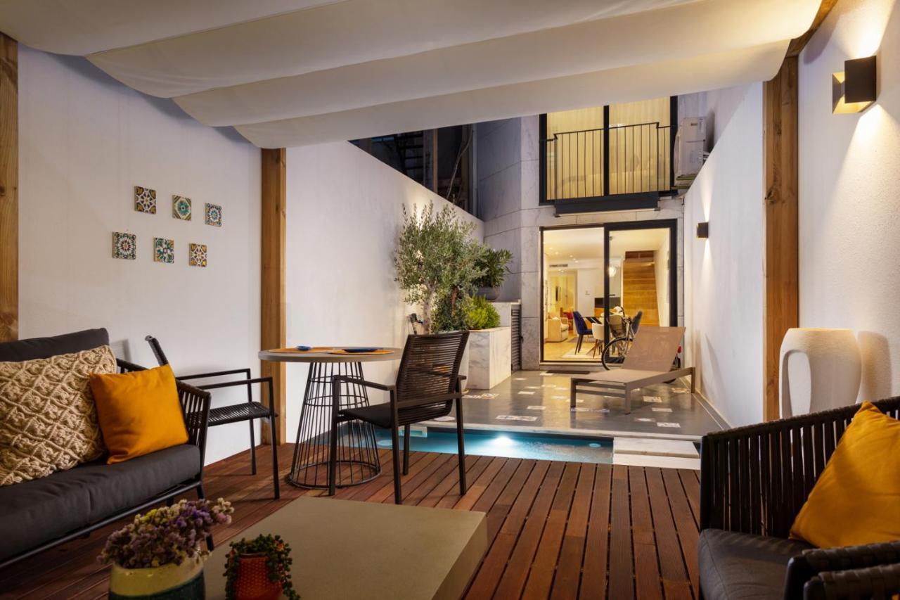 Stupendo- Two Rooms, Patio With Refreshing Pond-Center-Air Conditioning-Free Park Лиссабон Экстерьер фото