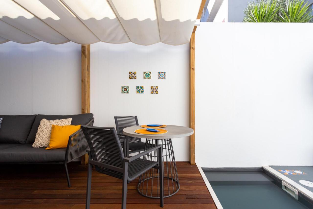 Stupendo- Two Rooms, Patio With Refreshing Pond-Center-Air Conditioning-Free Park Лиссабон Экстерьер фото